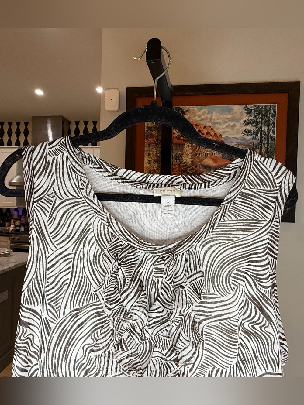 Chicos tank size 3: Chicos sizing - Picture 2 of 3